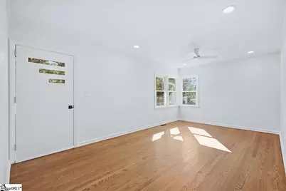 218 Elaine Avenue, Taylors, SC 29687 - Photo 6