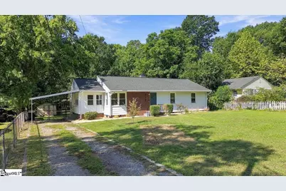 218 Elaine Avenue, Taylors, SC 29687 - Photo 4