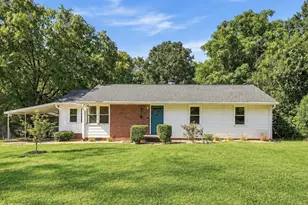 218 Elaine Ave, Taylors, SC 29687 - Photo 1