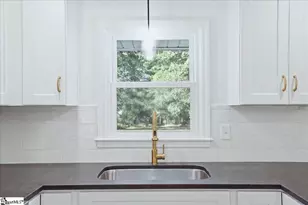 218 Elaine Ave, Taylors, SC 29687 - Photo 12