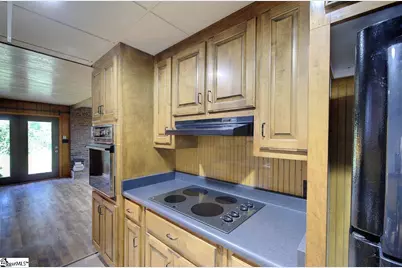 1206 Lakeview Drive, Greenville, SC 29611 - Photo 8