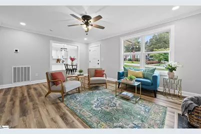 22 Gurley Avenue, Greenville, SC 29605 - Photo 2
