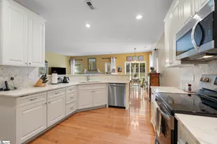 306 Jockey Ct, Simpsonville, SC 29681 - Photo 8
