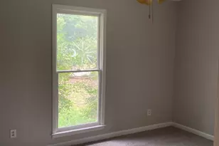 601 Humphrey St, Spartanburg, SC 29301 - Photo 8