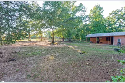 700 N Trade   (B) Avenue, Landrum, SC 29536 - Photo 30