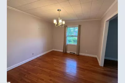 307 Spruce Street, Clinton, SC 29325 - Photo 6