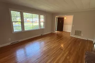 307 Spruce St, Clinton, SC 29325 - Photo 4