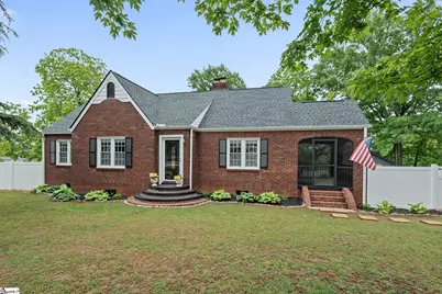 709 W Main Street, Pickens, SC 29671 - Photo 2