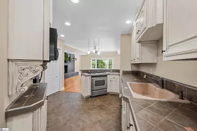 709 W Main Street, Pickens, SC 29671 - Photo 16