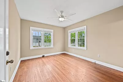 709 W Main Street, Pickens, SC 29671 - Photo 12
