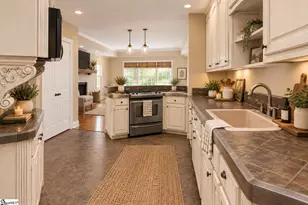 709 W Main St, Pickens, SC 29671 - Photo 14
