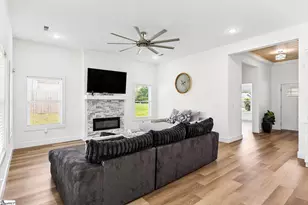 232 Norris Rd, Spartanburg, SC 29303 - Photo 4