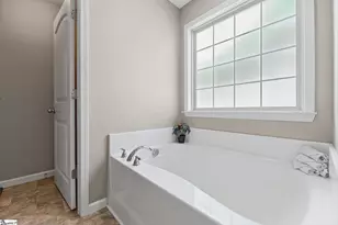 430 Peaksview Dr, Simpsonville, SC 29681 - Photo 14