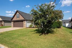 430 Peaksview Dr, Simpsonville, SC 29681 - Photo 32