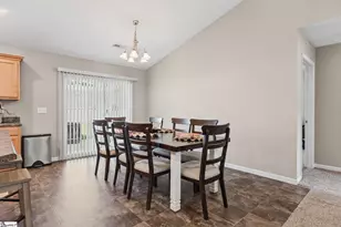 430 Peaksview Dr, Simpsonville, SC 29681 - Photo 12