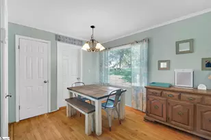 105 Sunset Ct, Easley, SC 29642 - Photo 10
