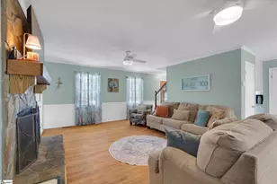 105 Sunset Ct, Easley, SC 29642 - Photo 8