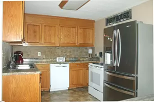 31 Racine Ct, Greenville, SC 29617 - Photo 6