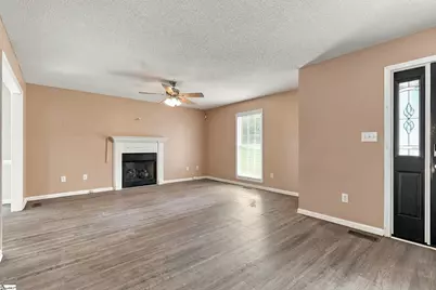 111 Laurel Ridge Place, Greenwood, SC 29649 - Photo 6