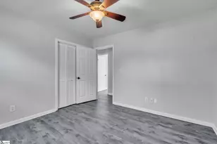 114 Saturn Ln, Greer, SC 29651 - Photo 16