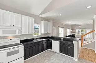 382 Still Water Cir, Boiling Springs, SC 29316 - Photo 6