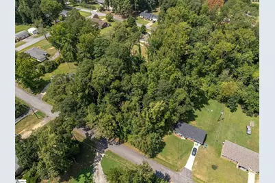 112 Benjamin Street, Greenwood, SC 29646 - Photo 6