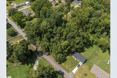 112 Benjamin Street, Greenwood, SC 29646 - Photo 4