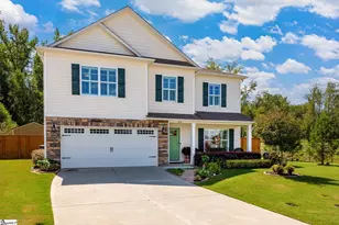 210 Frost Flower Wy, Fountain Inn, SC 29644 - Photo 2