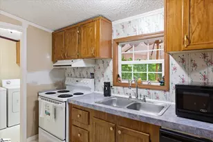 208 Brentwood Cir, Greenville, SC 29605 - Photo 12