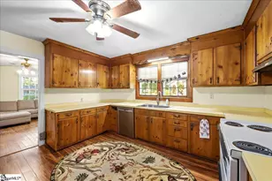 324 Mary Ann St, Easley, SC 29640 - Photo 14