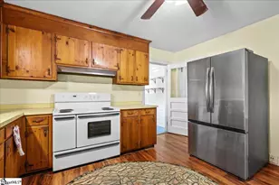 324 Mary Ann St, Easley, SC 29640 - Photo 16