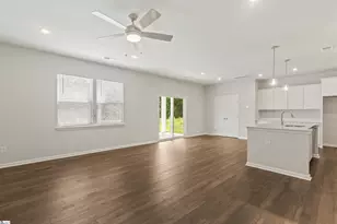 806 Marin Rd, Wellford, SC 29385 - Photo 8