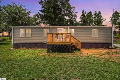 162 Crest Circle, Spartanburg, SC 29302 - Photo 4