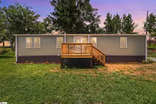 162 Crest Cir, Spartanburg, SC 29302 - Photo 4