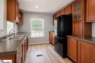 215 W Roosevelt Dr, Anderson, SC 29626 - Photo 26