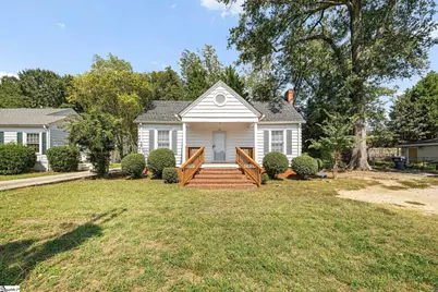 102 W Farley Avenue, Laurens, SC 29360 - Photo 1
