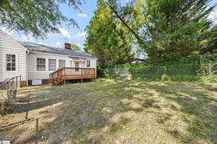 102 W Farley Ave, Laurens, SC 29360 - Photo 20