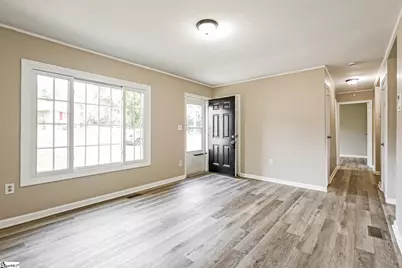 105 Short Street, Laurens, SC 29360 - Photo 12