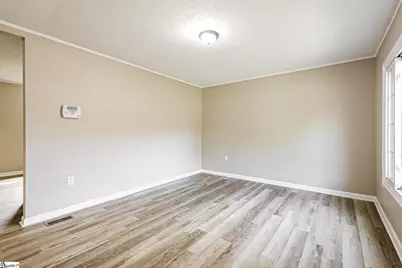 105 Short Street, Laurens, SC 29360 - Photo 10