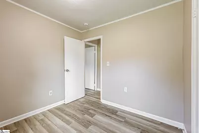 105 Short Street, Laurens, SC 29360 - Photo 18