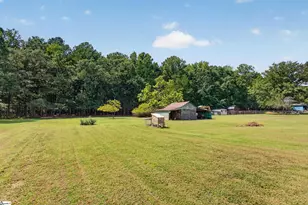 242 Sherwood Dr, Belton, SC 29627 - Photo 10