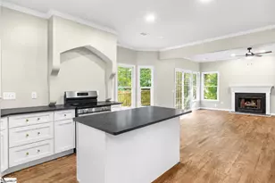 6 Moss Spring Ct, Simpsonville, SC 29680 - Photo 10