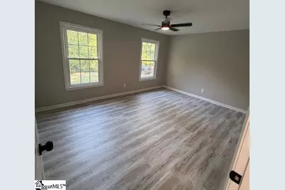 107 Ikes Court, Taylors, SC 29687 - Photo 8