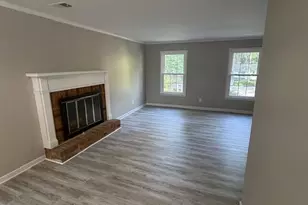 107 Ikes Ct, Taylors, SC 29687 - Photo 2