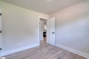 303 Watson Rd, Taylors, SC 29687 - Photo 24