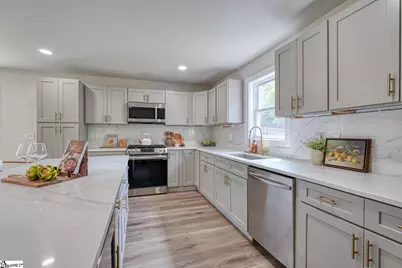 303 Watson Road, Taylors, SC 29687 - Photo 14