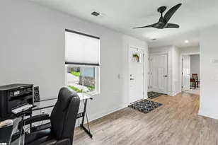 202 Bending Branch Rd, Greenville, SC 29605 - Photo 16