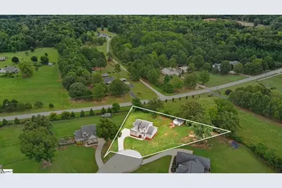 205 Chanticlear Court, Gray Court, SC 29645 - Photo 2