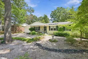 7 Thames Dr, Taylors, SC 29687 - Photo 2
