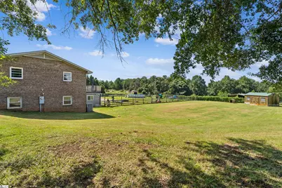 1055 Little Mountain Road, Wellford, SC 29385 - Photo 4